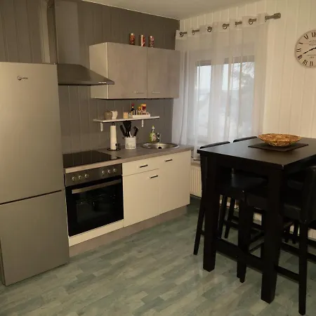 Ferienwohnungen Hirschen Lottstetten Esterno foto